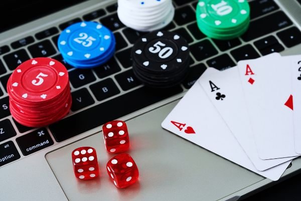 Tampilan bomslot untuk Ludo Cepat